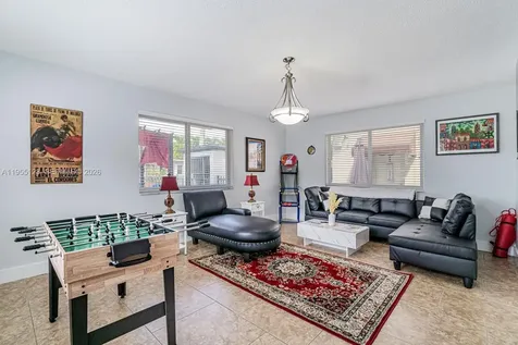 901 NW 22nd Place Miami FL 33125