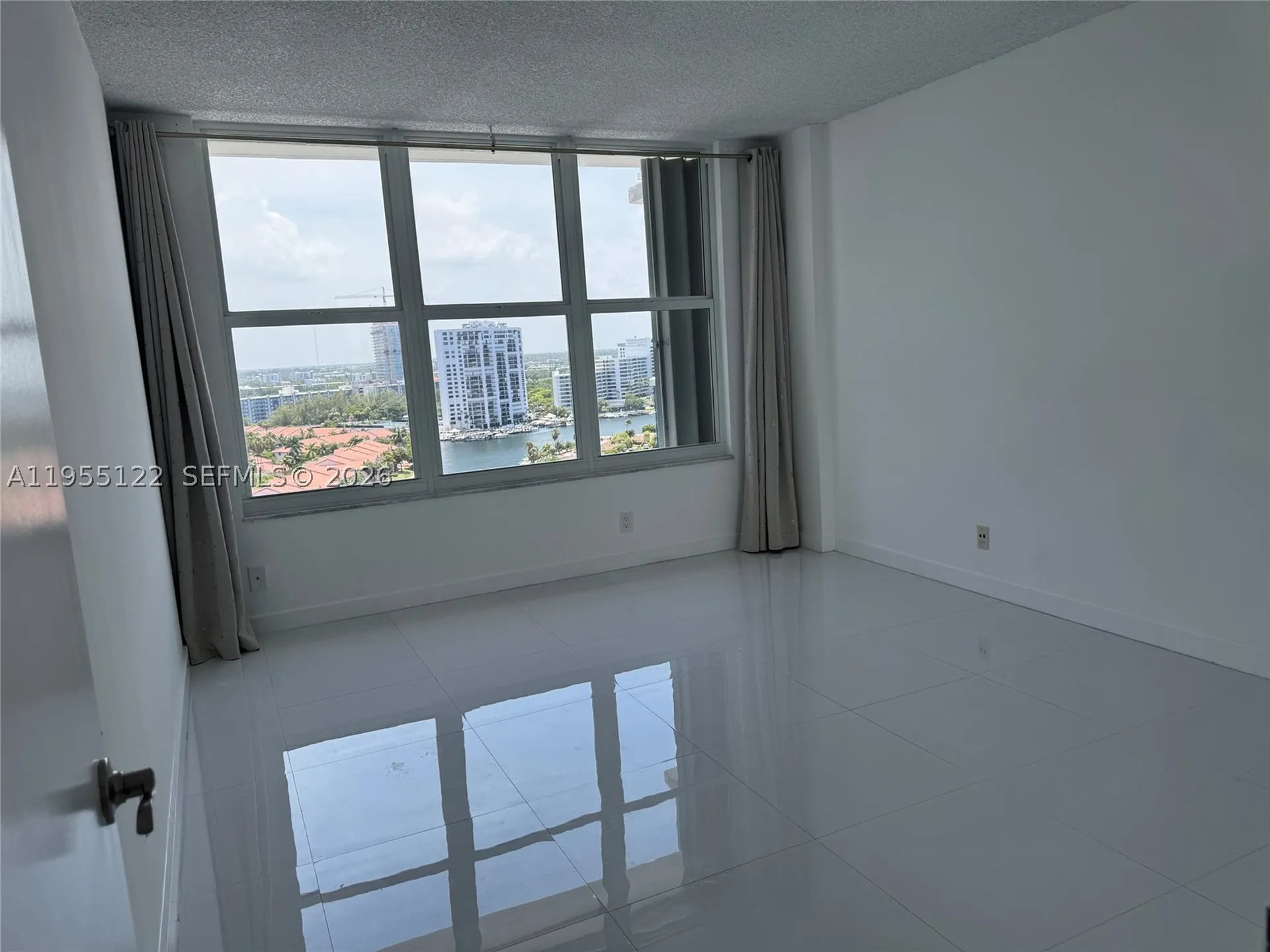 3800 S Ocean Drive Hollywood FL 33019