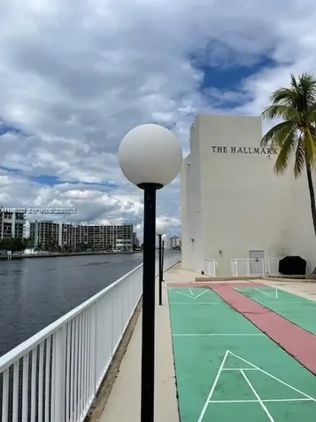 3800 S Ocean Drive Hollywood FL 33019