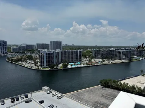 3800 S Ocean Drive Hollywood FL 33019