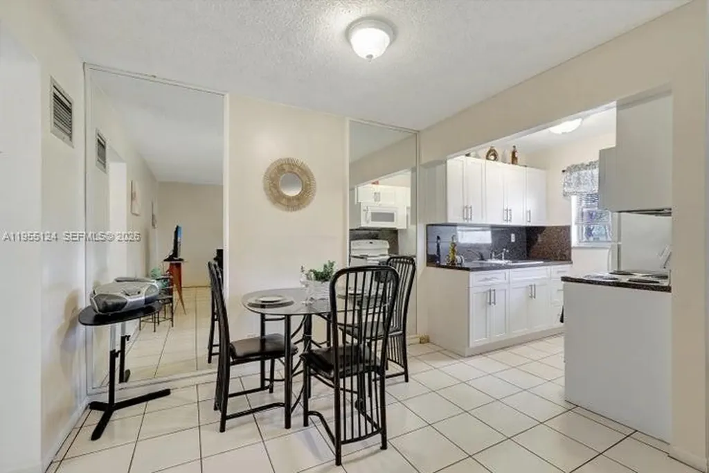 2145 Pierce Street Hollywood FL 33020