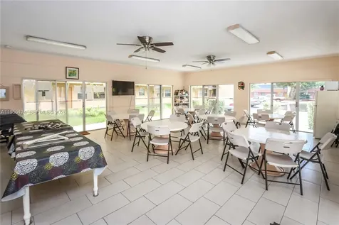 2145 Pierce Street Hollywood FL 33020