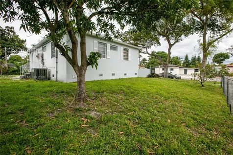 North Miami Beach FL 33162