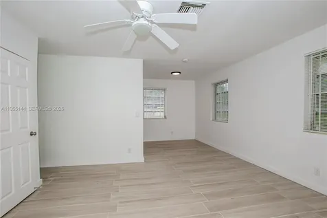 North Miami Beach FL 33162