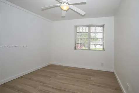 North Miami Beach FL 33162