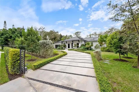 11600 SW 77th Avenue Pinecrest FL 33156