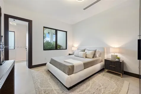 11600 SW 77th Avenue Pinecrest FL 33156