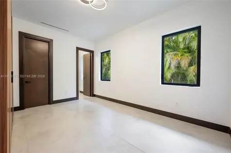 11600 SW 77th Avenue Pinecrest FL 33156