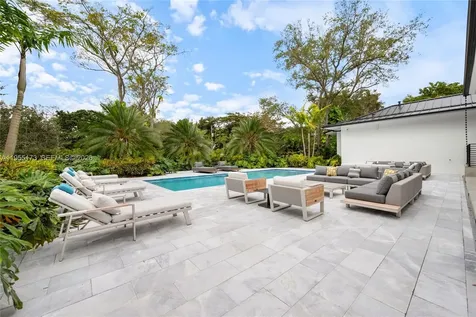 11600 SW 77th Avenue Pinecrest FL 33156