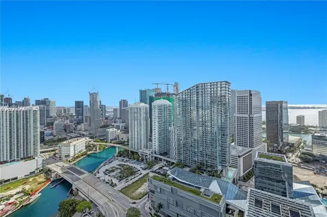 88 SW 7th Street Miami FL 33130