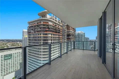88 SW 7th Street Miami FL 33130