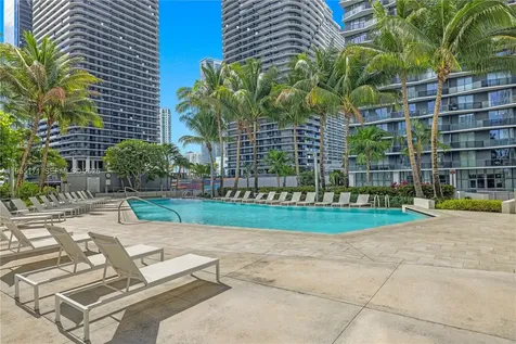 88 SW 7th Street Miami FL 33130