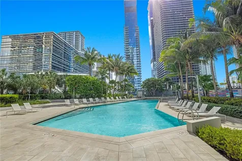 88 SW 7th Street Miami FL 33130