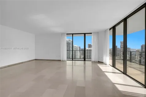 88 SW 7th Street Miami FL 33130
