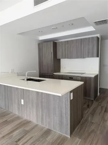 801 S Miami Avenue Miami FL 33130