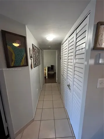 200 W Palm Circle W Pembroke Pines FL 33025