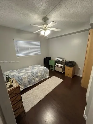 200 W Palm Circle W Pembroke Pines FL 33025