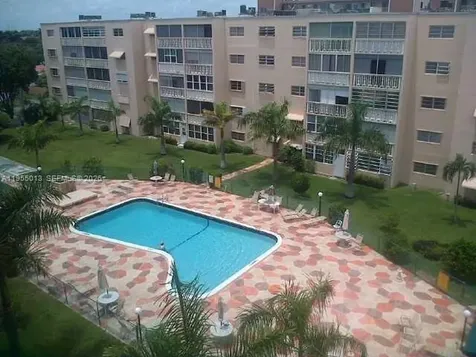 218 NE 12th Avenue Hallandale Beach FL 33009