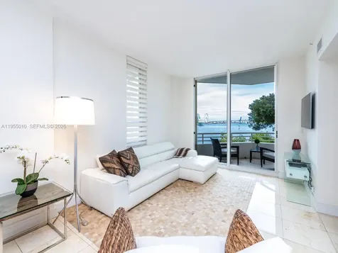 888 Brickell Key Drive Miami FL 33131