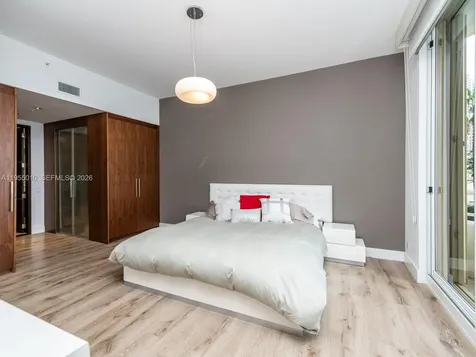 888 Brickell Key Drive Miami FL 33131