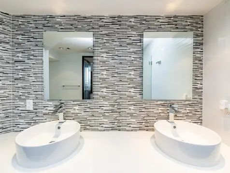 888 Brickell Key Drive Miami FL 33131