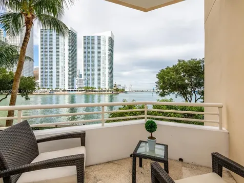 888 Brickell Key Drive Miami FL 33131