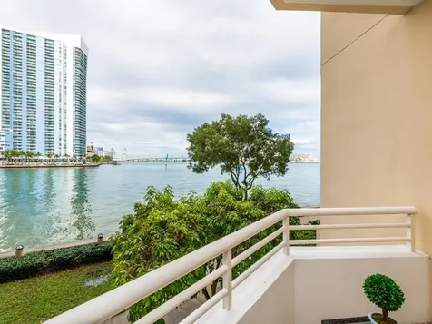 888 Brickell Key Drive Miami FL 33131