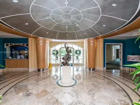 888 Brickell Key Drive Miami FL 33131