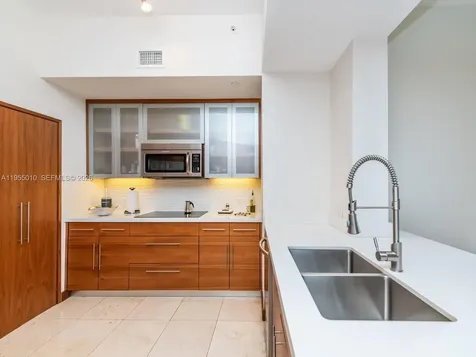 888 Brickell Key Drive Miami FL 33131