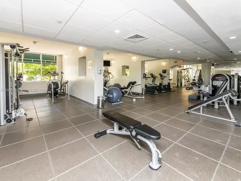 888 Brickell Key Drive Miami FL 33131