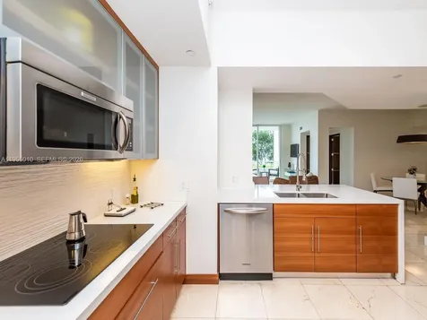 888 Brickell Key Drive Miami FL 33131