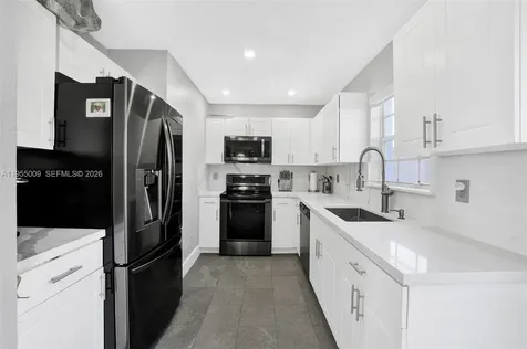 2311 SW 87th Way Miramar FL 33025