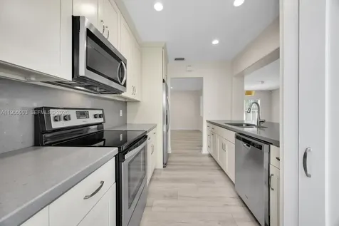 8230 SW 63rd Place Miami FL 33143