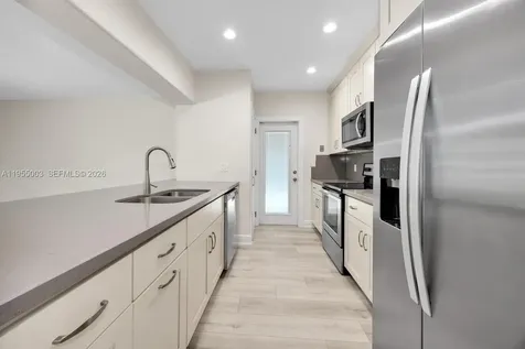 8230 SW 63rd Place Miami FL 33143