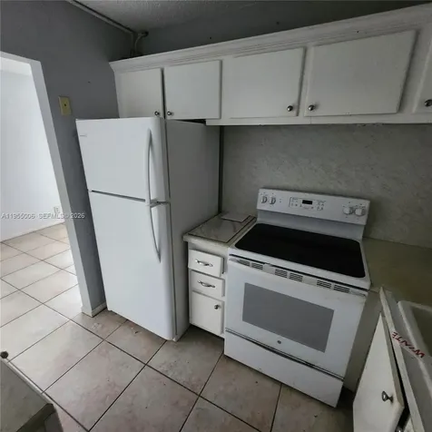 339 Southampton B West Palm Beach FL 33417