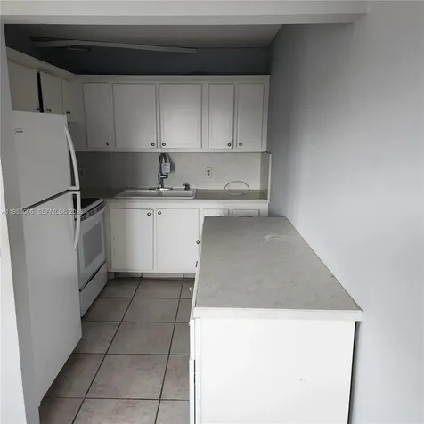 339 Southampton B West Palm Beach FL 33417