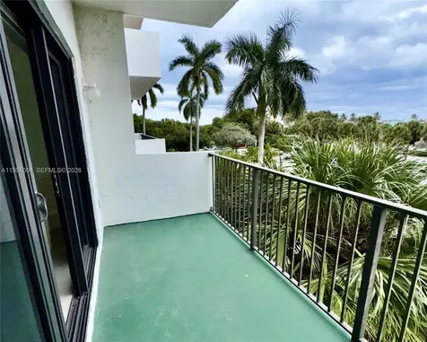 1201 S Ocean Drive Hollywood FL 33019