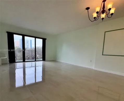 1201 S Ocean Drive Hollywood FL 33019