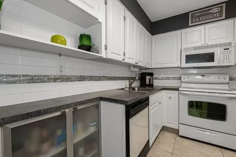 17800 Atlantic Boulevard Sunny Isles Beach FL 33160