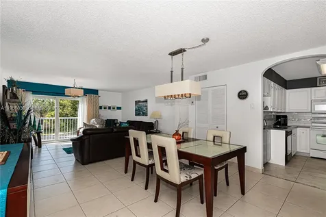17800 Atlantic Boulevard Sunny Isles Beach FL 33160