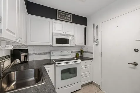 17800 Atlantic Boulevard Sunny Isles Beach FL 33160