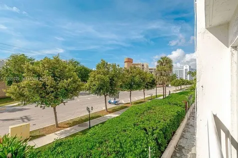 17800 Atlantic Boulevard Sunny Isles Beach FL 33160
