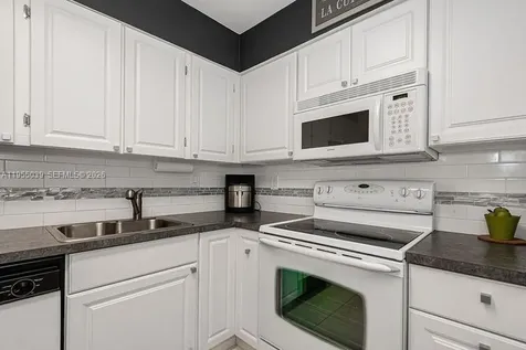 17800 Atlantic Boulevard Sunny Isles Beach FL 33160