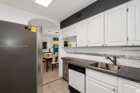 17800 Atlantic Boulevard Sunny Isles Beach FL 33160