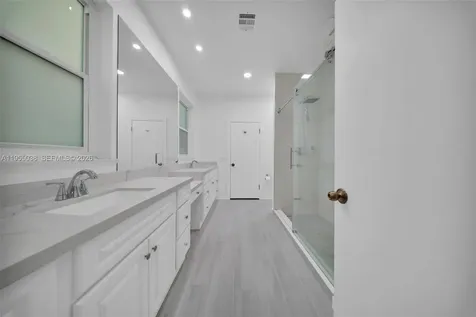 520 Morningside Drive Miami Springs FL 33166
