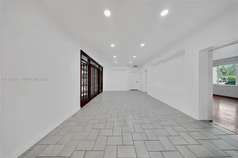 520 Morningside Drive Miami Springs FL 33166
