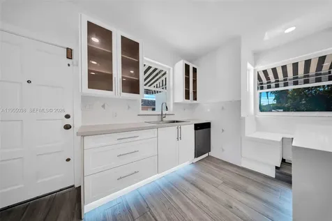 520 Morningside Drive Miami Springs FL 33166
