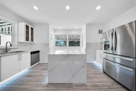 520 Morningside Drive Miami Springs FL 33166
