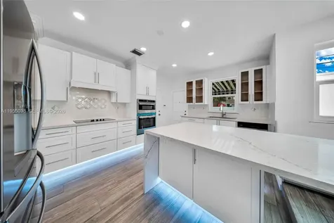 520 Morningside Drive Miami Springs FL 33166