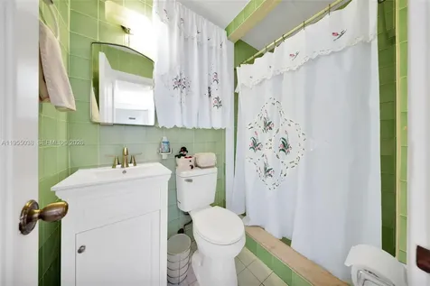 520 Morningside Drive Miami Springs FL 33166